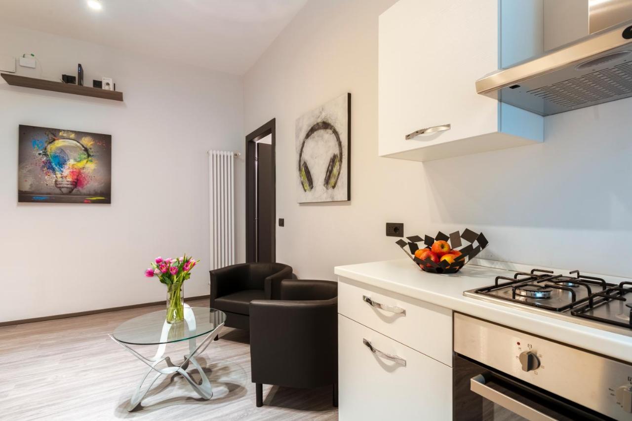 Residenza Sacconi By Hili Hotel Roma Ngoại thất bức ảnh